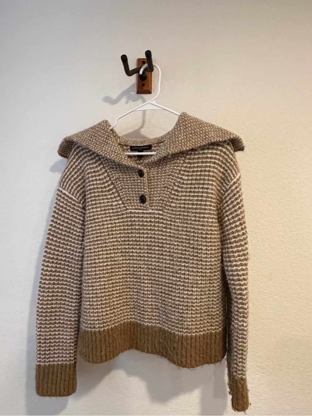 Banana Republic Cream and Brown Knit Hooded Pullover